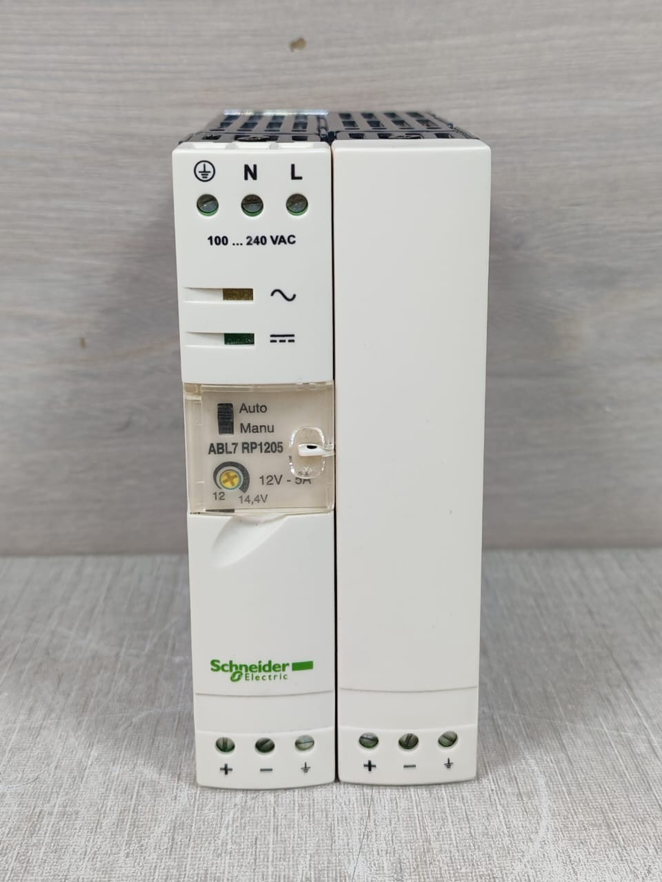 Schneider Electric RP1205 Schneider Electric ABL7 RP1205 Regulated Switching Power Supply 2