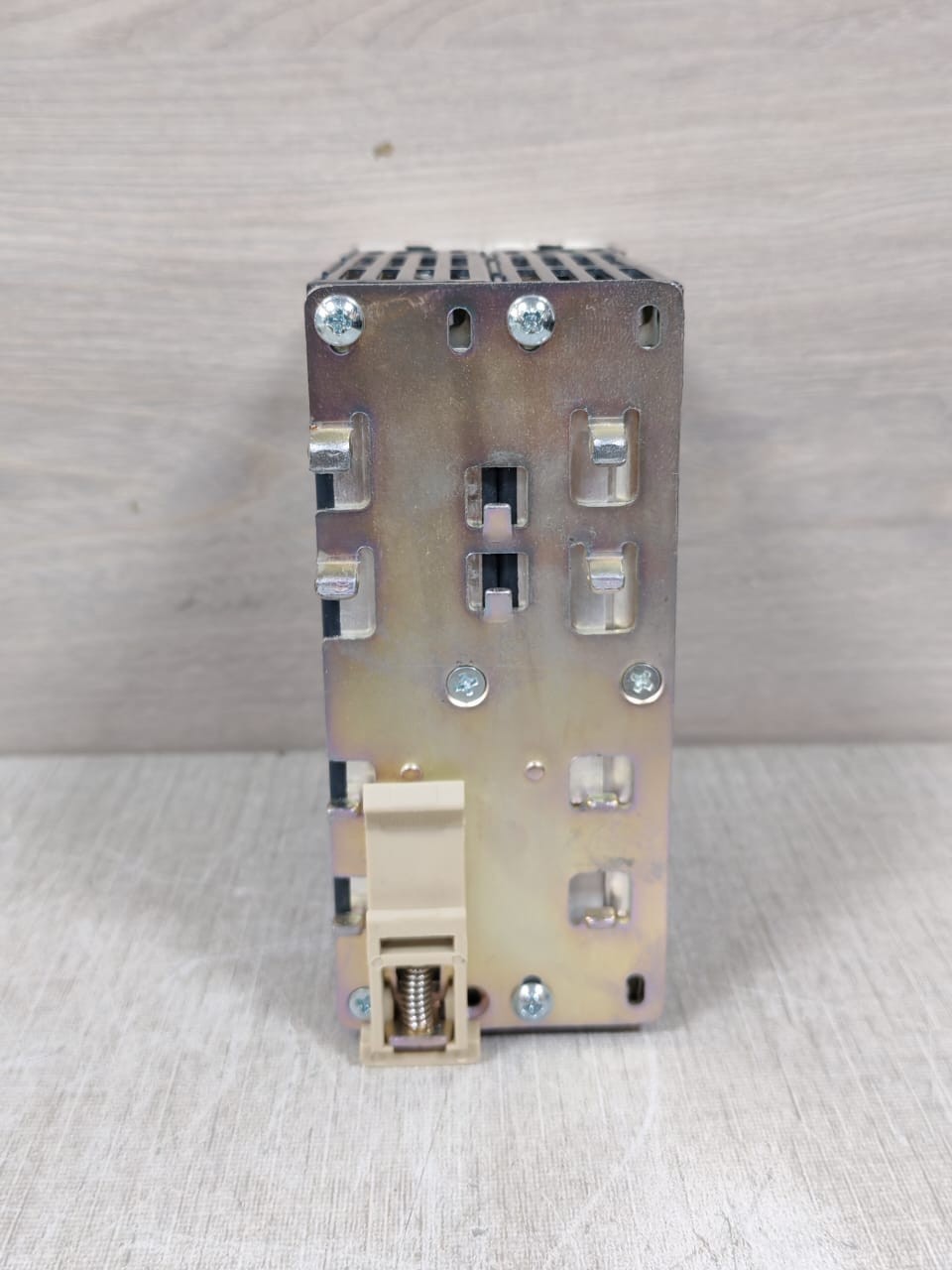 Schneider Electric RP1205 Schneider Electric ABL7 RP1205 Regulated Switching Power Supply 9