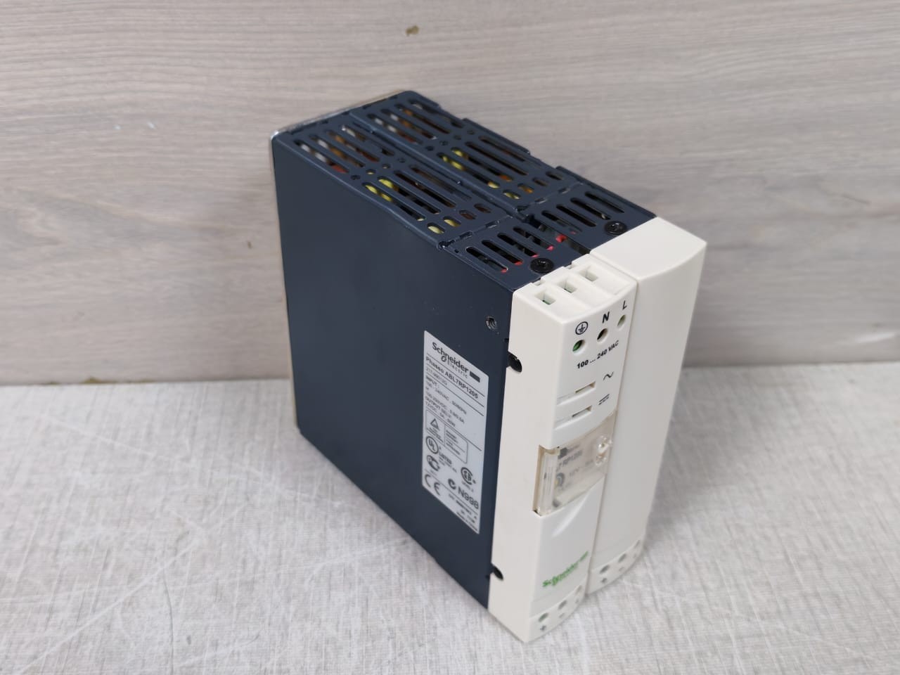 Schneider Electric RP1205 Schneider Electric ABL7 RP1205 Regulated Switching Power Supply 10