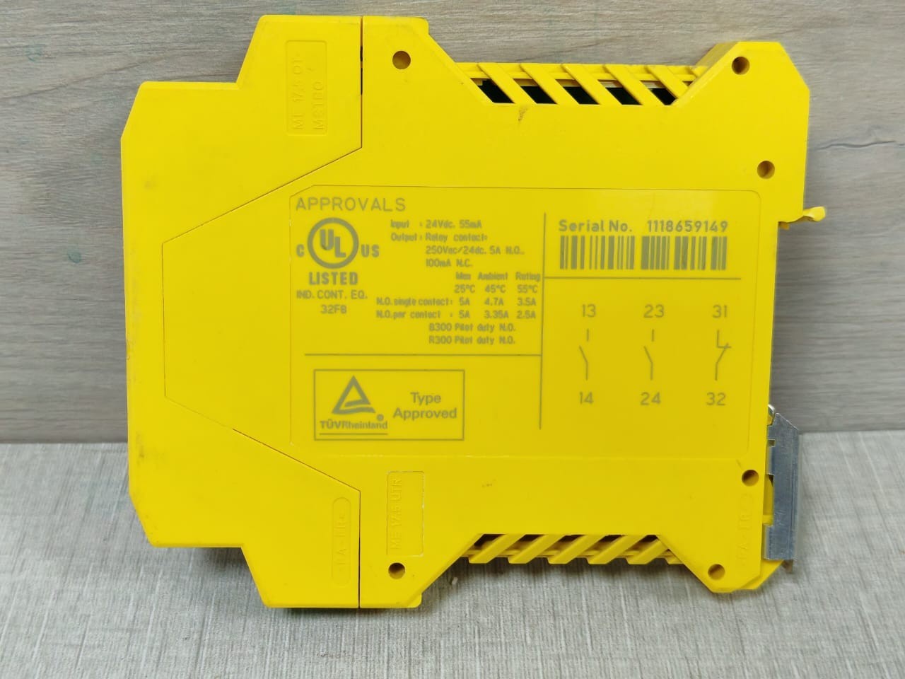 Phoenix Contact SCP-24DC PHOENIX CONTACT PSR-SCP-24DC/FSP2/2X1/1X2 2986575 COUPLING RELAY 24VDC 8
