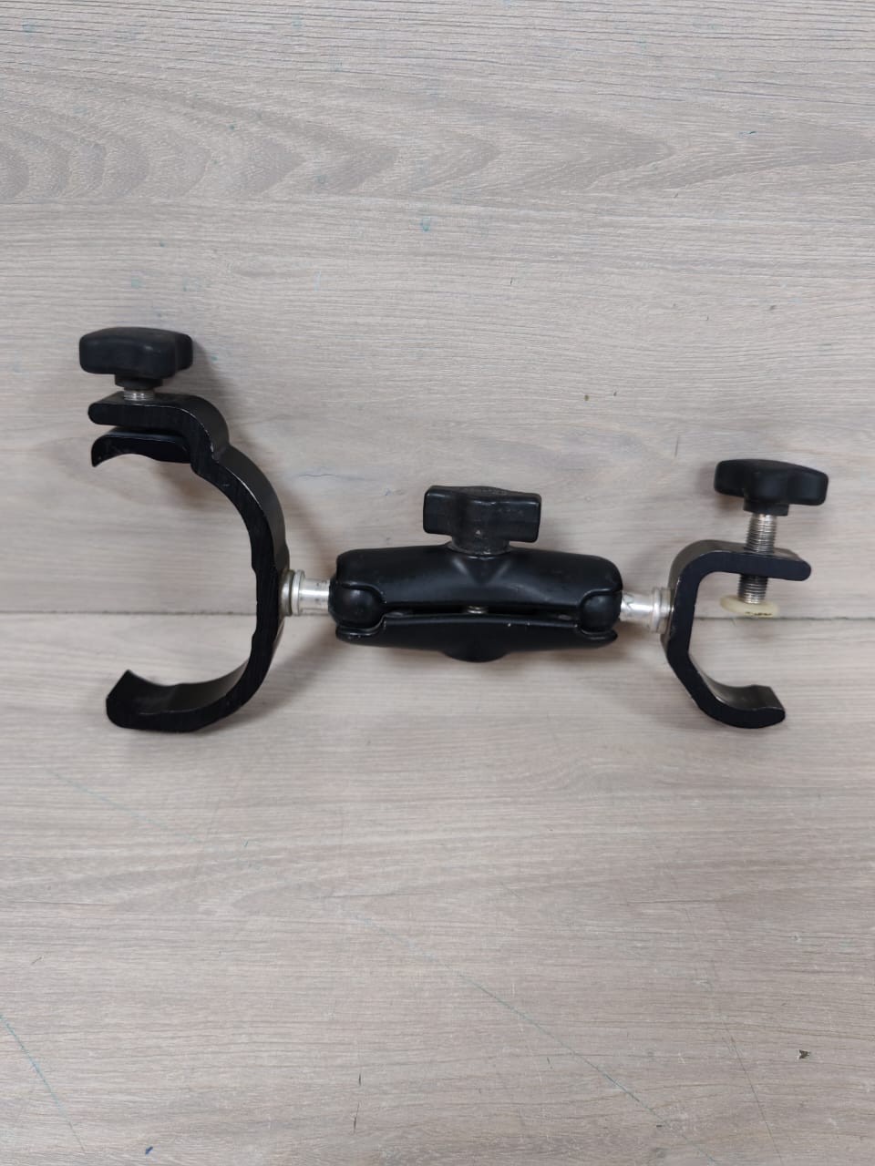 Topcon 60290 TOPCON BRACKET METAL POLE MOUNT MOUNTING CLAMP HOLDER P/N: 60290 7