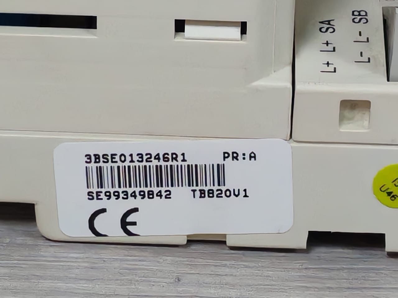 ABB TB820V1 ABB TB820V1 Cluster Modem 3BSE013246R1 PR:A 5
