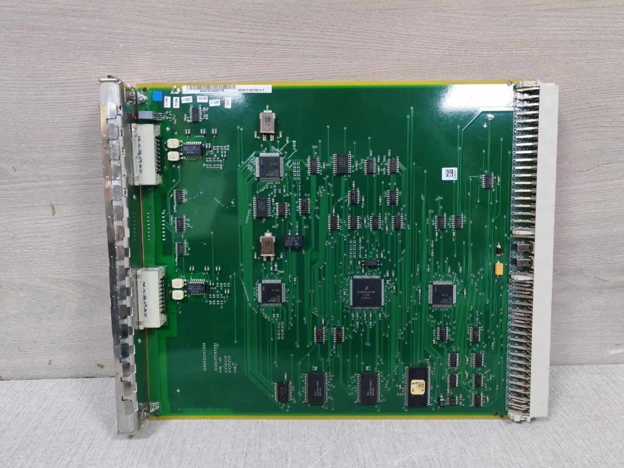 Siemens S3081-Q2196-X-7 DIUN2 PCB Board A30810-X2196-X-6-11
