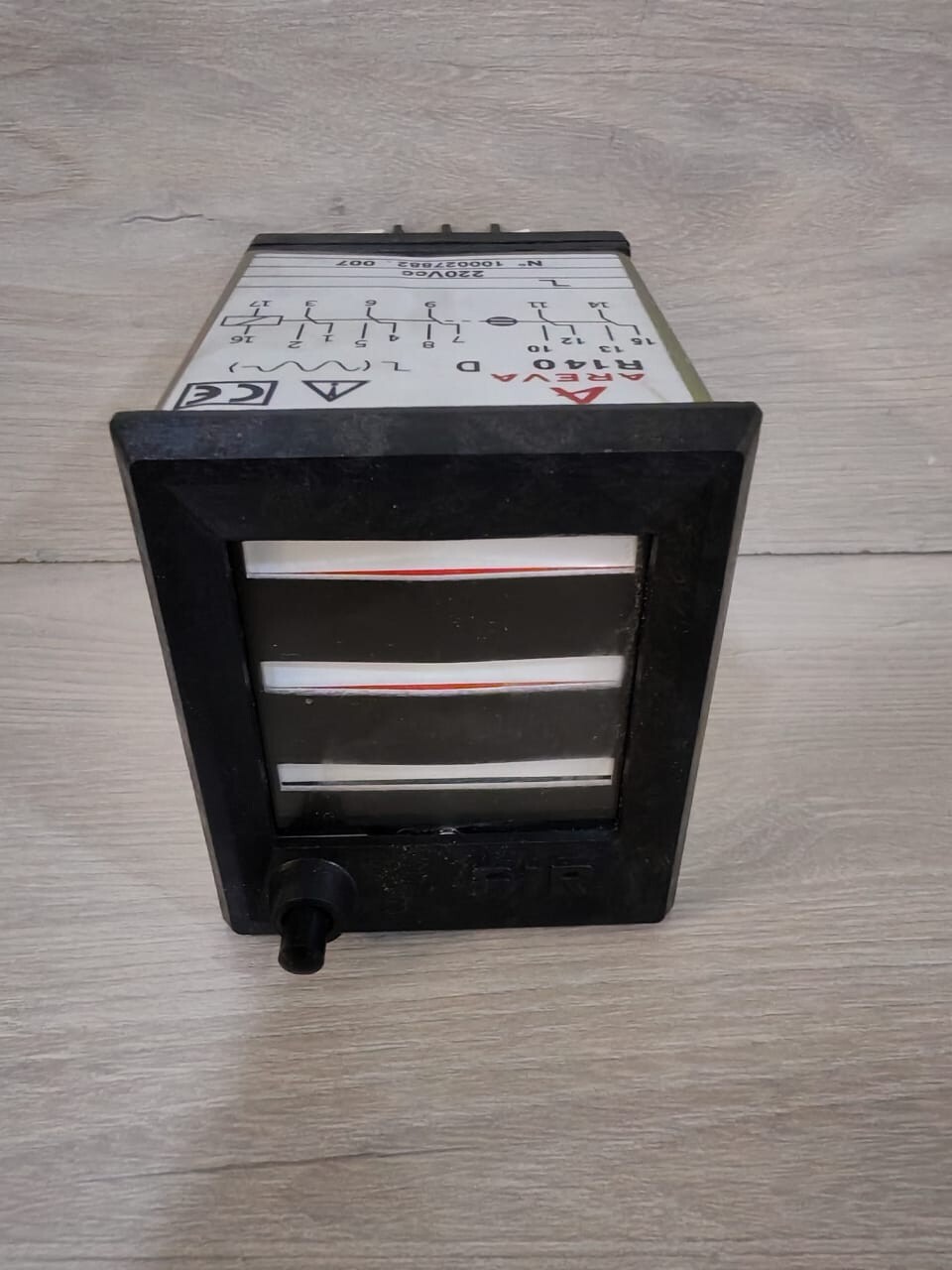 Areva R140 AREVA R140 D (220Vcc) 2