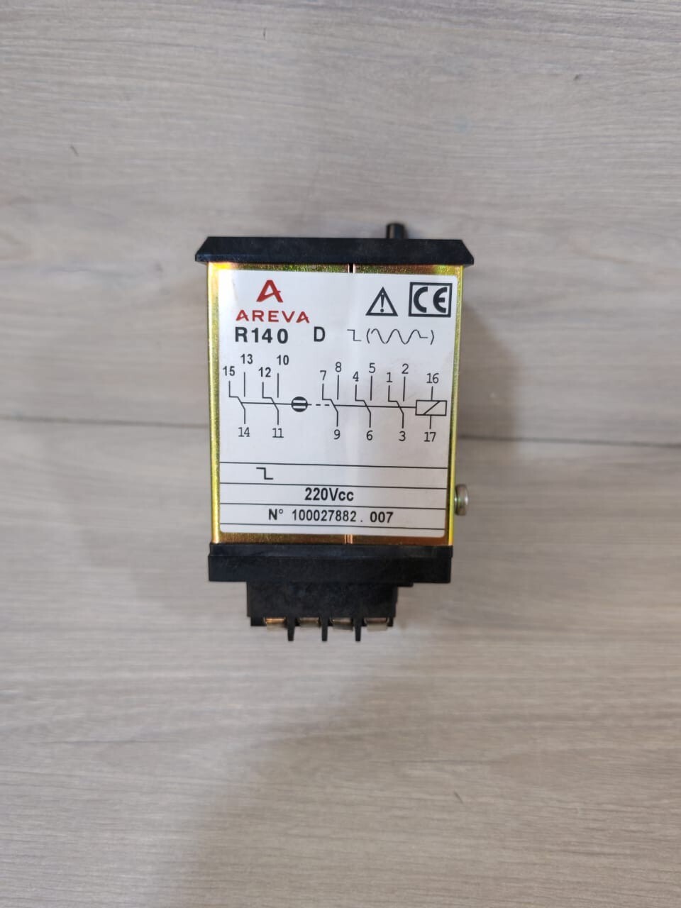 AREVA R140 D (220Vcc)