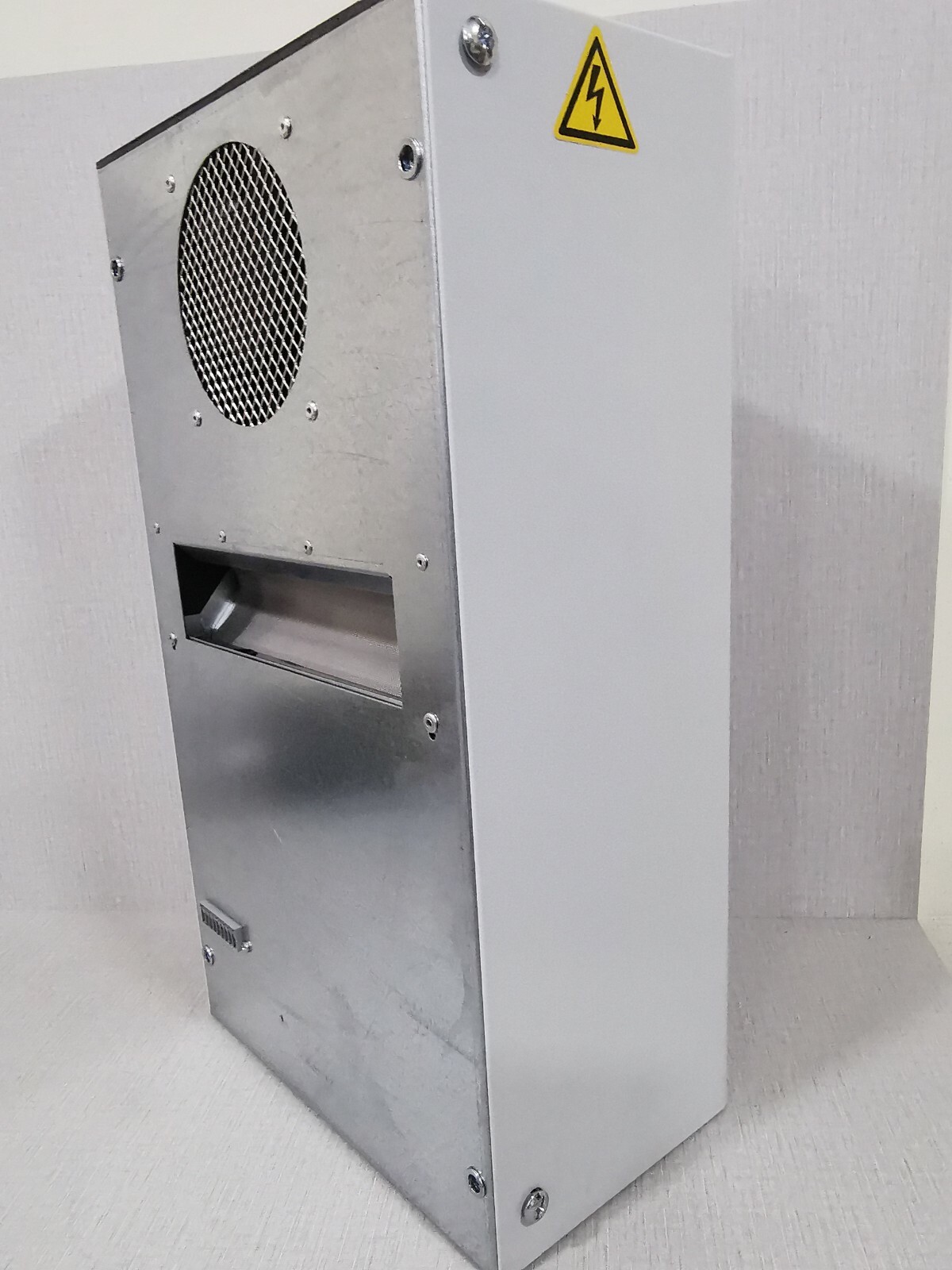 Rittal JET04C.AMOS RITTAL JET04C.AMOS CABINET FRIDGE D-35745 2
