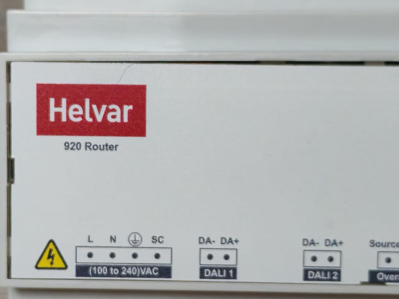Helvar 920 Helvar 920 Imagine Router with SDIM & DMX SW V5.4.0 REV.35 100-240 VAC 3