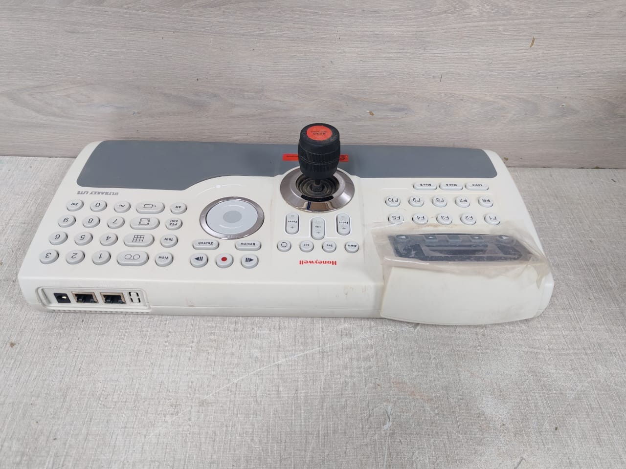 Honeywell HJC5000 HONEYWELL HJC5000 VIDEO SURVEILLANCE CONTROL KEYBOARD 8