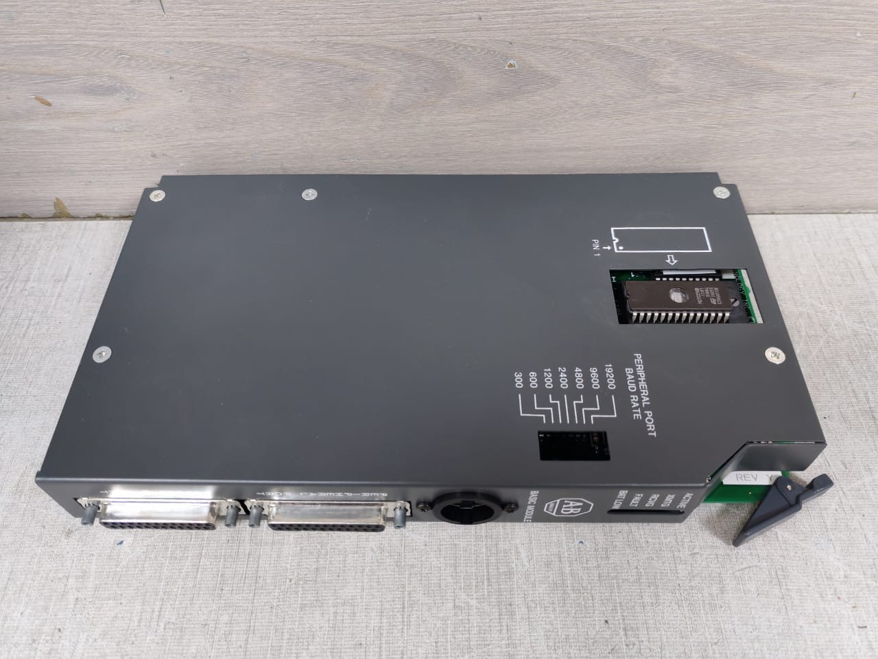 Rockwell Automation 1771-DB ALLEN BRADLEY 1771-DB ONE BASIC MODULE 9
