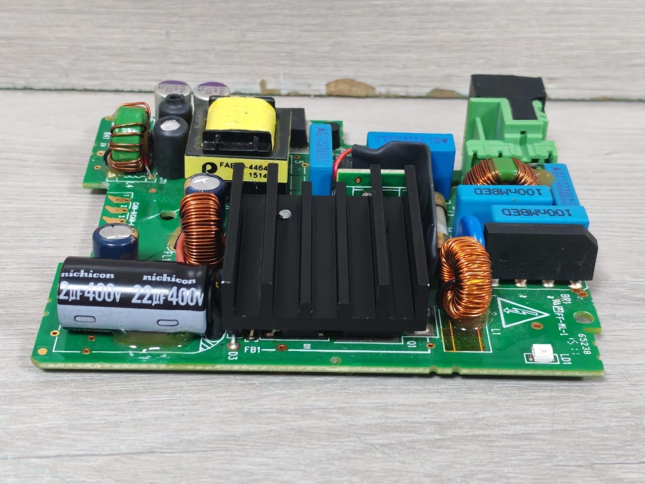 WIJDEVEN P091006 WIJDEVEN P091006 Rev 02.3 Circuit Board 7
