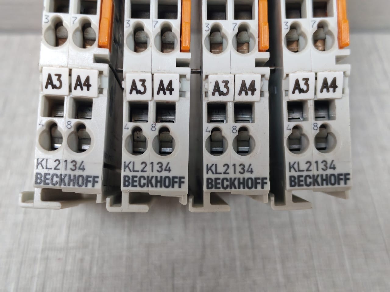 Beckhoff KL2134 BECKHOFF KL2134 4X DIGITAL INPUT 24VDC 2