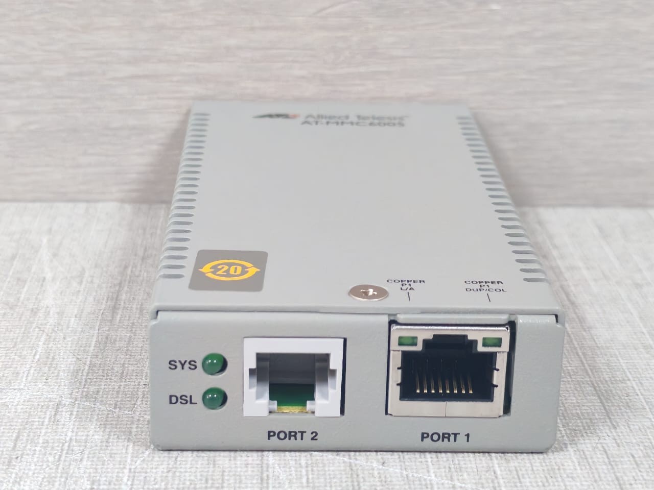 Allied Telesis MMC6005 Allied Telesis AT-MMC6005 Media Converter - No Adapter & 5