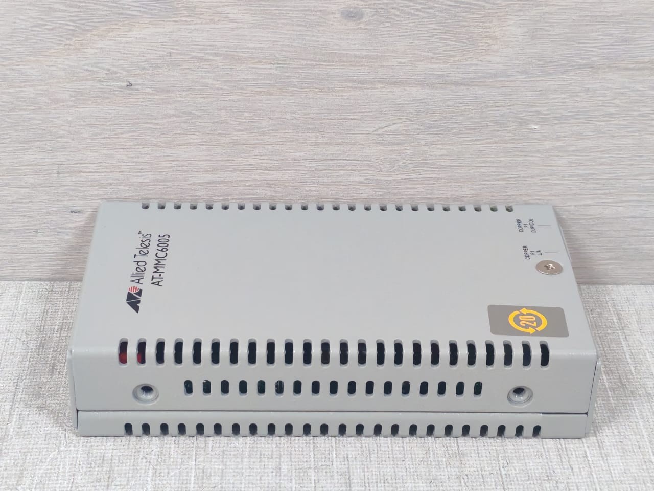 Allied Telesis MMC6005 Allied Telesis AT-MMC6005 Media Converter - No Adapter & 8
