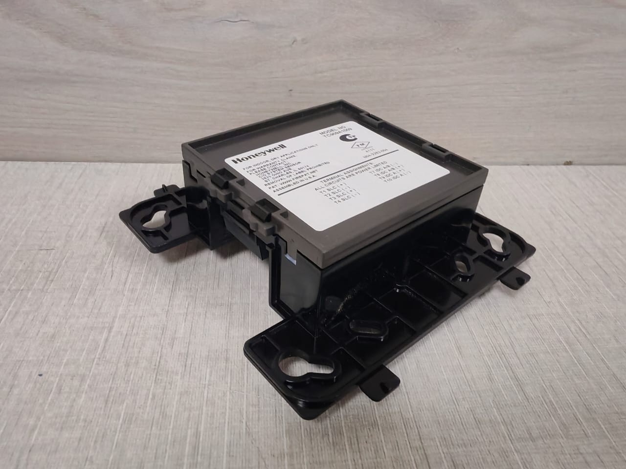 Honeywell TC909A1009 Honeywell TC909A1009 Monitor Module with Eclipse Technology 10
