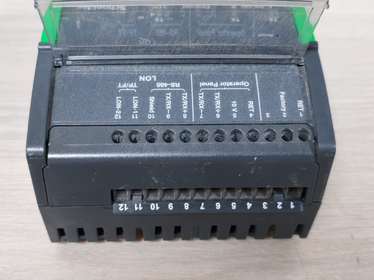Schneider Electric SXWAUTSVR10001 Schneider Electric AS Automation Server SXWAUTSVR10001 with TB-AS-W1 Terminal 6