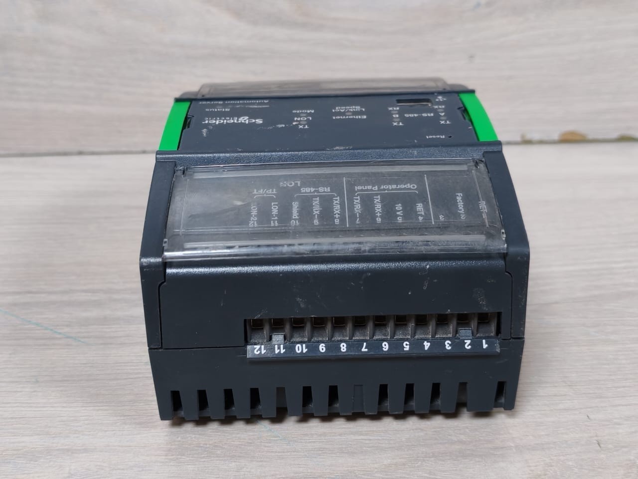 Schneider Electric SXWAUTSVR10001 Schneider Electric AS Automation Server SXWAUTSVR10001 with TB-AS-W1 Terminal 7