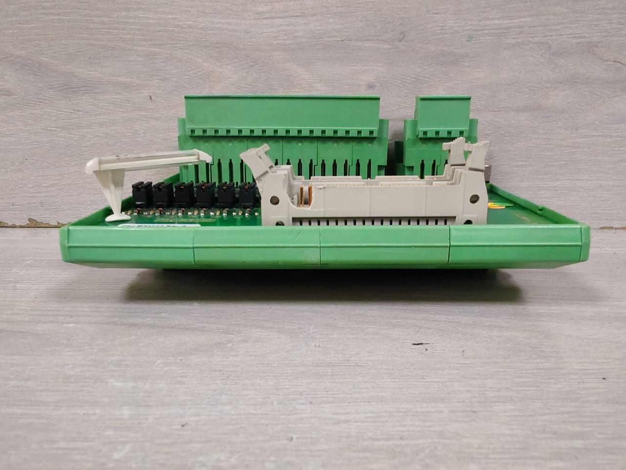 Phoenix Contact 600227 PHOENIX CONTACT TBDI-ISO-2 BOARD INTERFACE P/N: 600227 REV.A 9