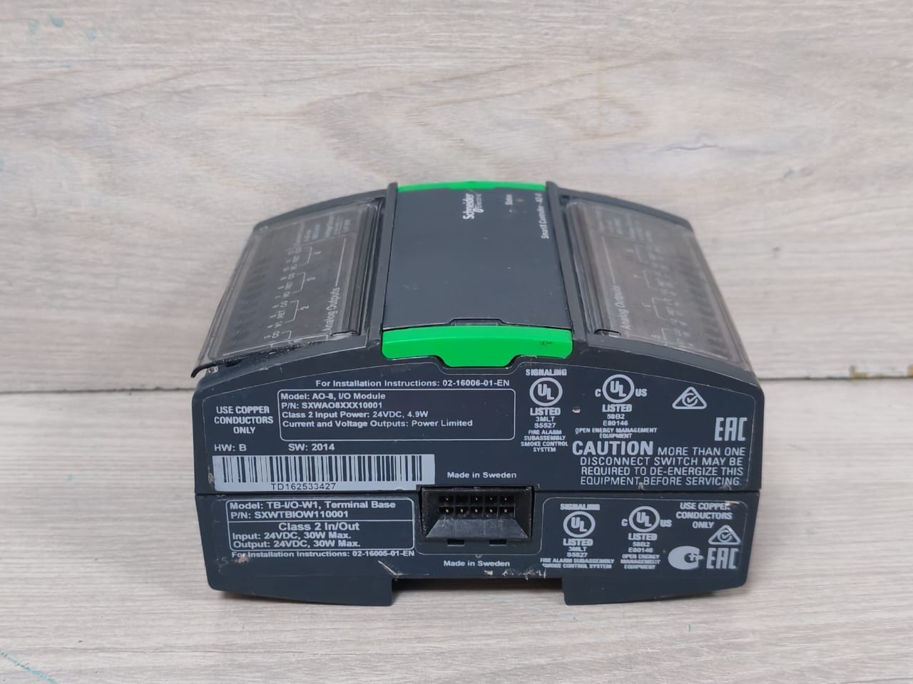 Schneider Electric SXWAO8XXX10001 Schneider Electric AO-8 SmartX Controller SXWAO8XXX10001 with TB-I/O-W1 Base 6