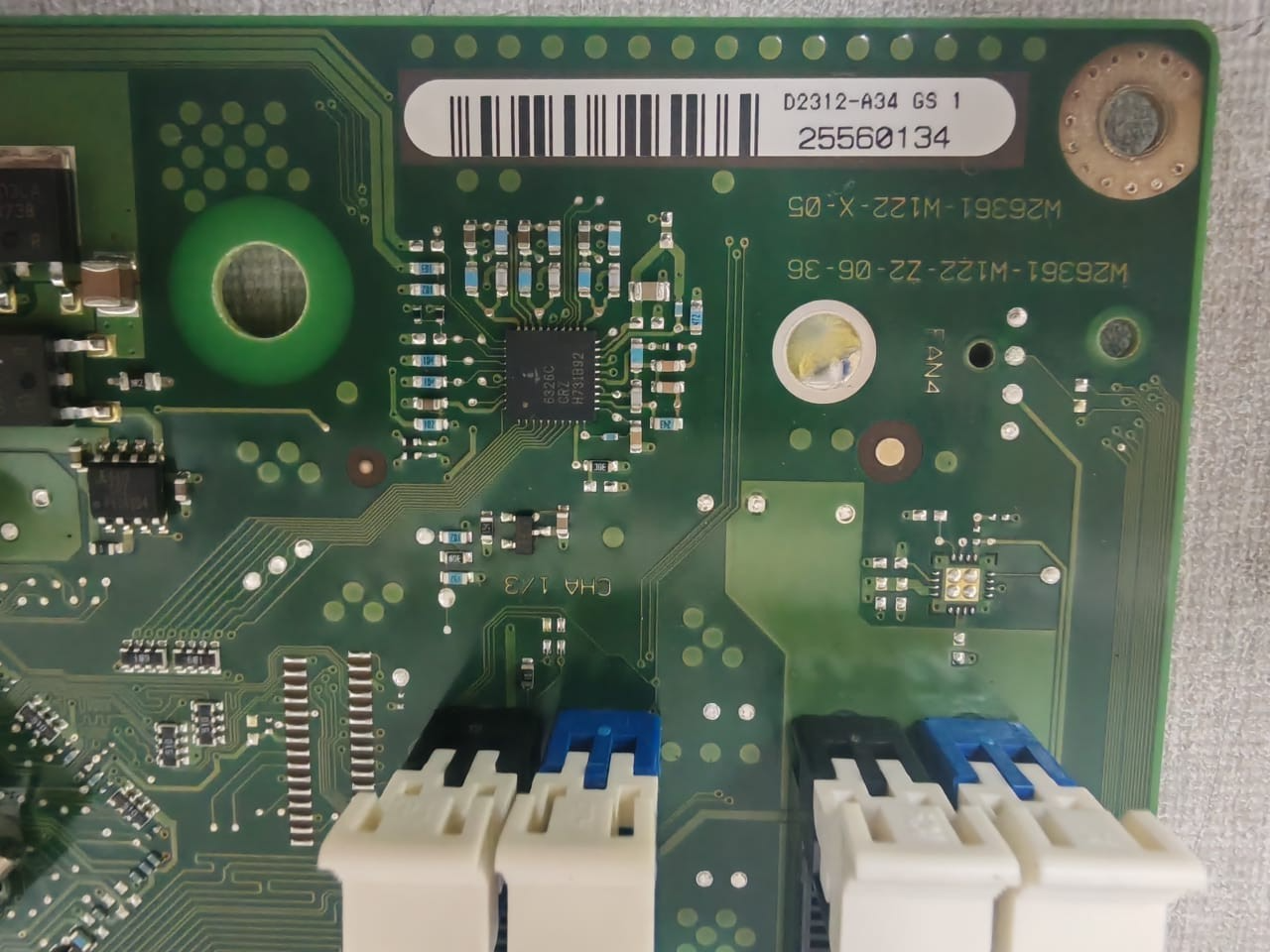 Siemens D2312-A34 FUJITSU - SIEMENS D2312-A34 GS 1 / W26361-W122-Z2-06-36 MOTHERBOARD 4