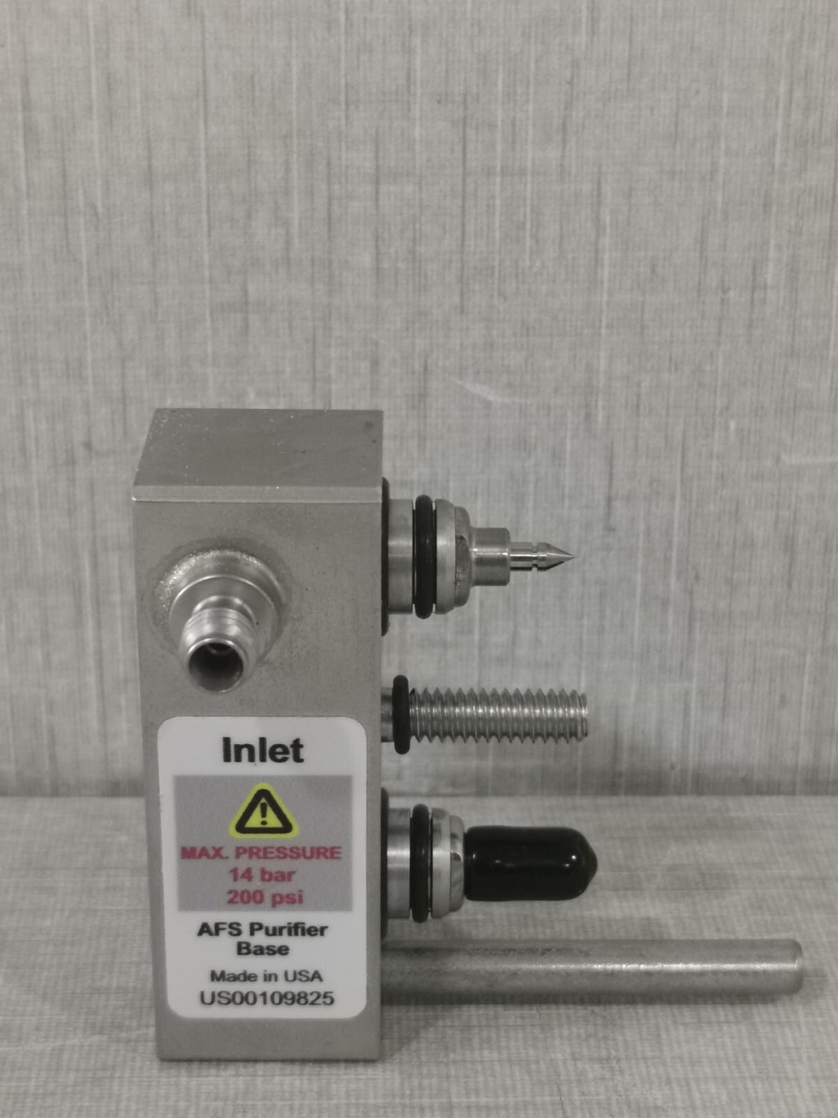Agilent Technologies G3440-60003 AGILENT G3440-60003 RENEWABLE GAS PURIFICATION SYSTEM & INLET AFS CLEANER B 8