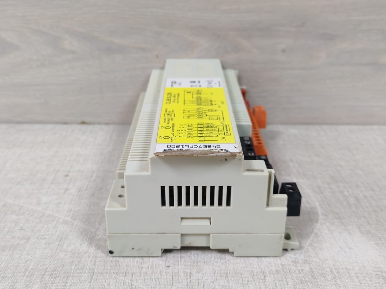Honeywell VAC-50 CentraLine by Honeywell CLSE2L230 Controller 230 Vac 50/60Hz 5