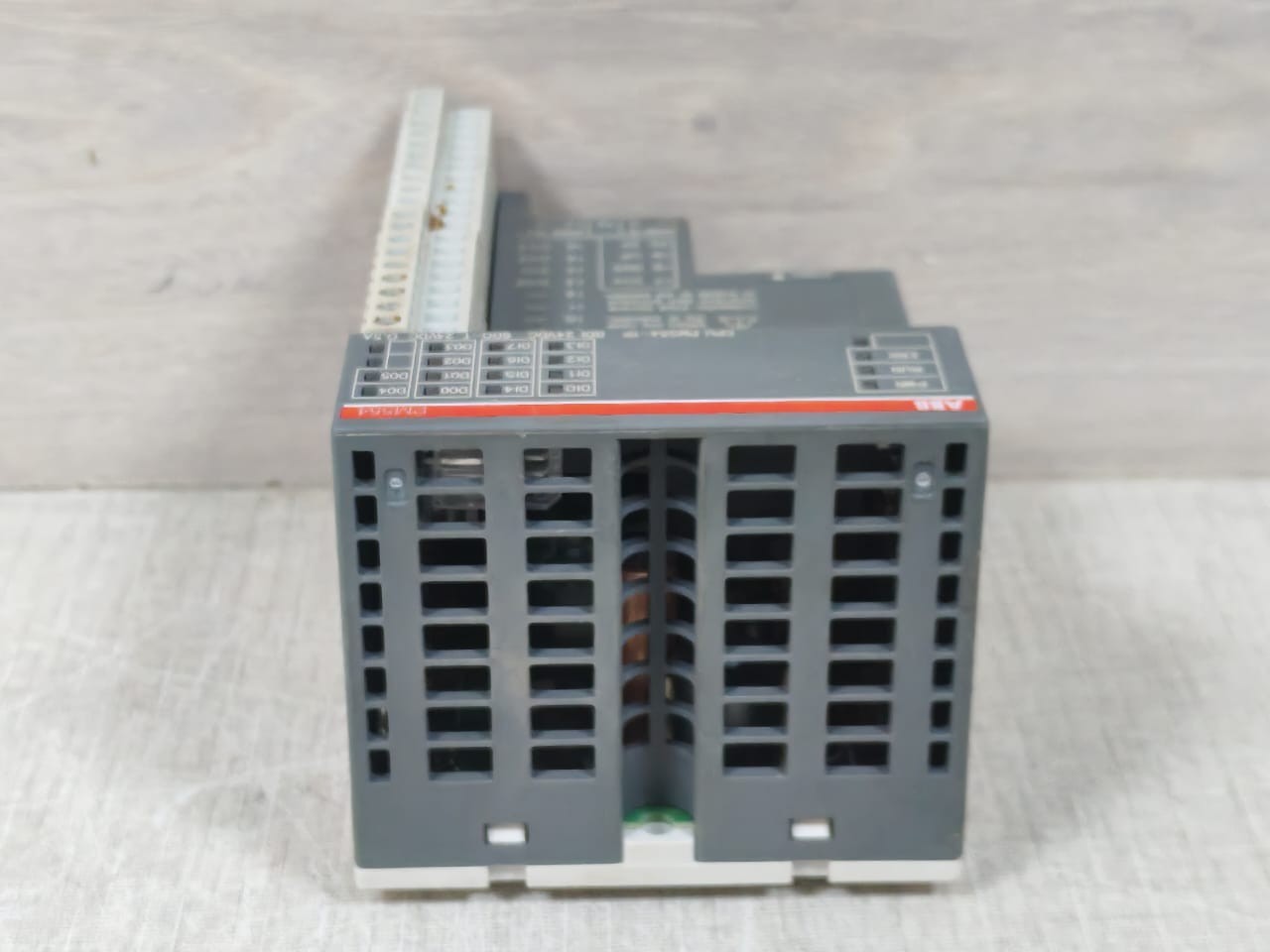 ABB PM554-TP ABB PM554-TP B3 Central Processing Unit 1SAP120600R0001 10