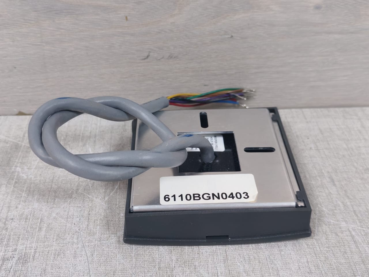 HID 6110BGN0403 HID 6110BGN0403 iCLASS R30 Reader 6