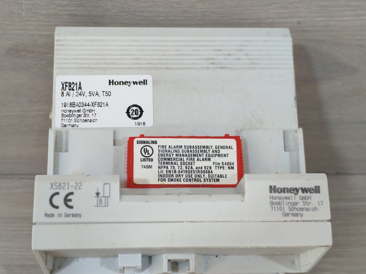 Honeywell XS821-22 Honeywell XF821A Pluggable Panel Bus Analog Input Module with BASE XS821-22 5