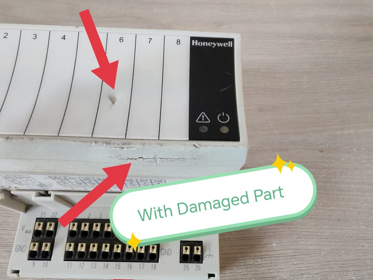 Honeywell XS821-22 Honeywell XF821A Pluggable Panel Bus Analog Input Module with BASE XS821-22 9