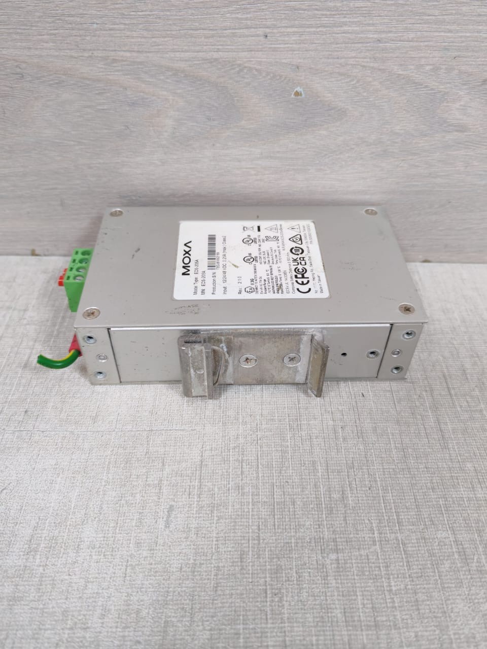 Moxa EDS-205A MOXA EDS-205A UNMANAGED ETHERNET SWITCH 6