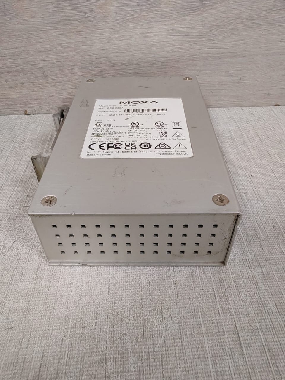 Moxa EDS-205A MOXA EDS-205A UNMANAGED ETHERNET SWITCH 7