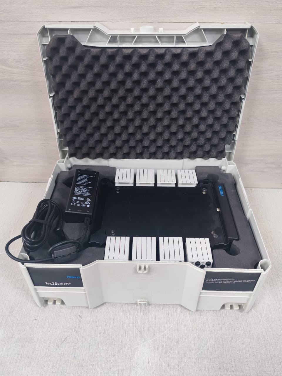 Festo KD19 FESTO TEC2SCREEN D:T2S-BG-BA 8028156 KD19 BASE AND CONNECTS 2