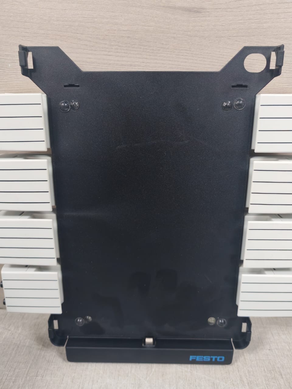 Festo KD19 FESTO TEC2SCREEN D:T2S-BG-BA 8028156 KD19 BASE AND CONNECTS 4