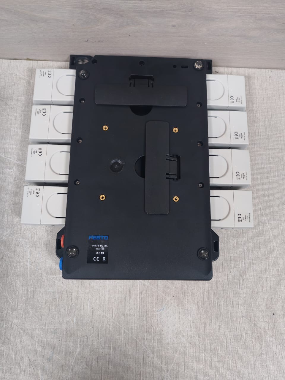 Festo KD19 FESTO TEC2SCREEN D:T2S-BG-BA 8028156 KD19 BASE AND CONNECTS 7
