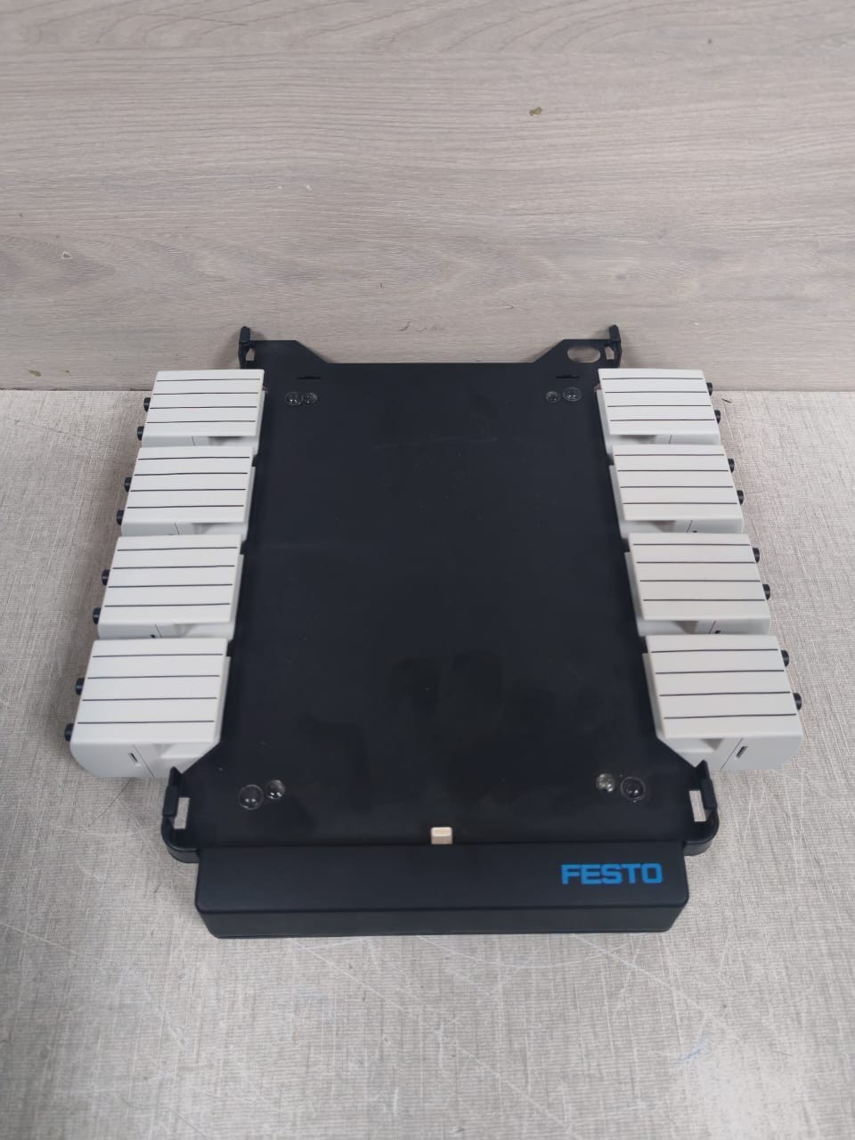 Festo KD19 FESTO TEC2SCREEN D:T2S-BG-BA 8028156 KD19 BASE AND CONNECTS 9