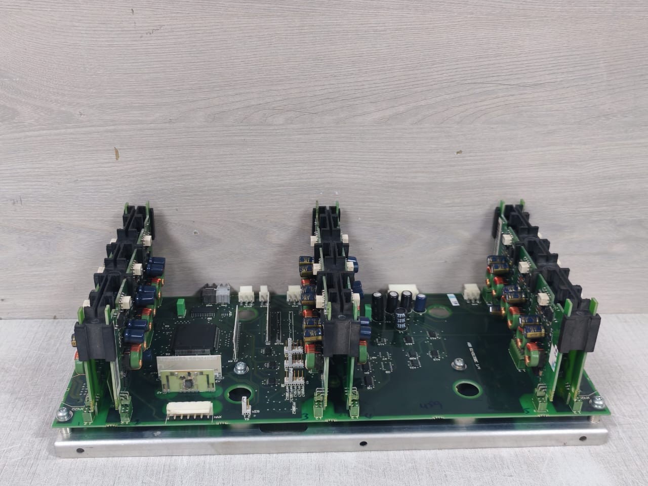 ABB NINT-71C ABB NINT-71C Main Circuit Interface Board 61431390C 1/4 with 6 pcs ABB NGDR-02C 10