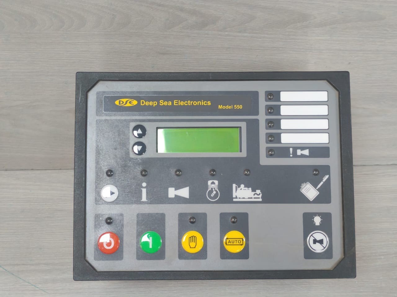 Deep Sea Electronics Model 550 Enhanced DSE Logo RS485 V 8.03