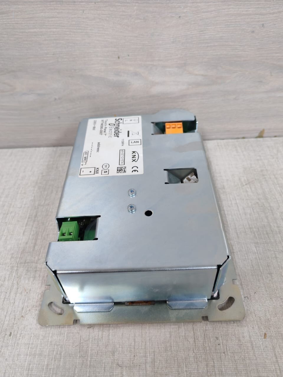Schneider Electric MTN6260-0007 SCHNEIDER ELECTRIC MTN6260-0007 TOUCH PANEL 6" 9