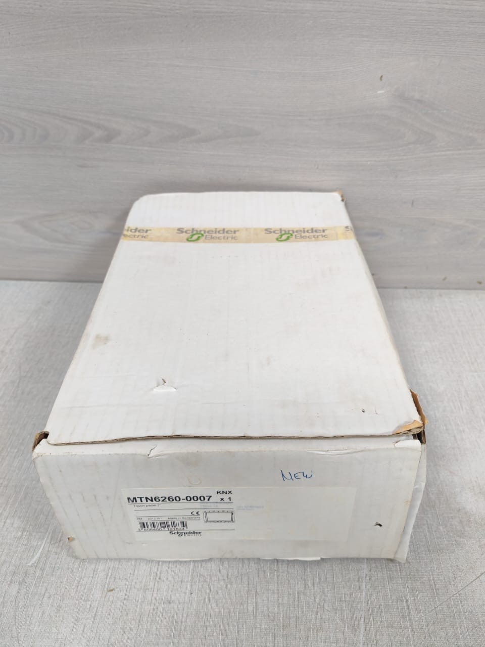Schneider Electric MTN6260-0007 SCHNEIDER ELECTRIC MTN6260-0007 TOUCH PANEL 6" 10