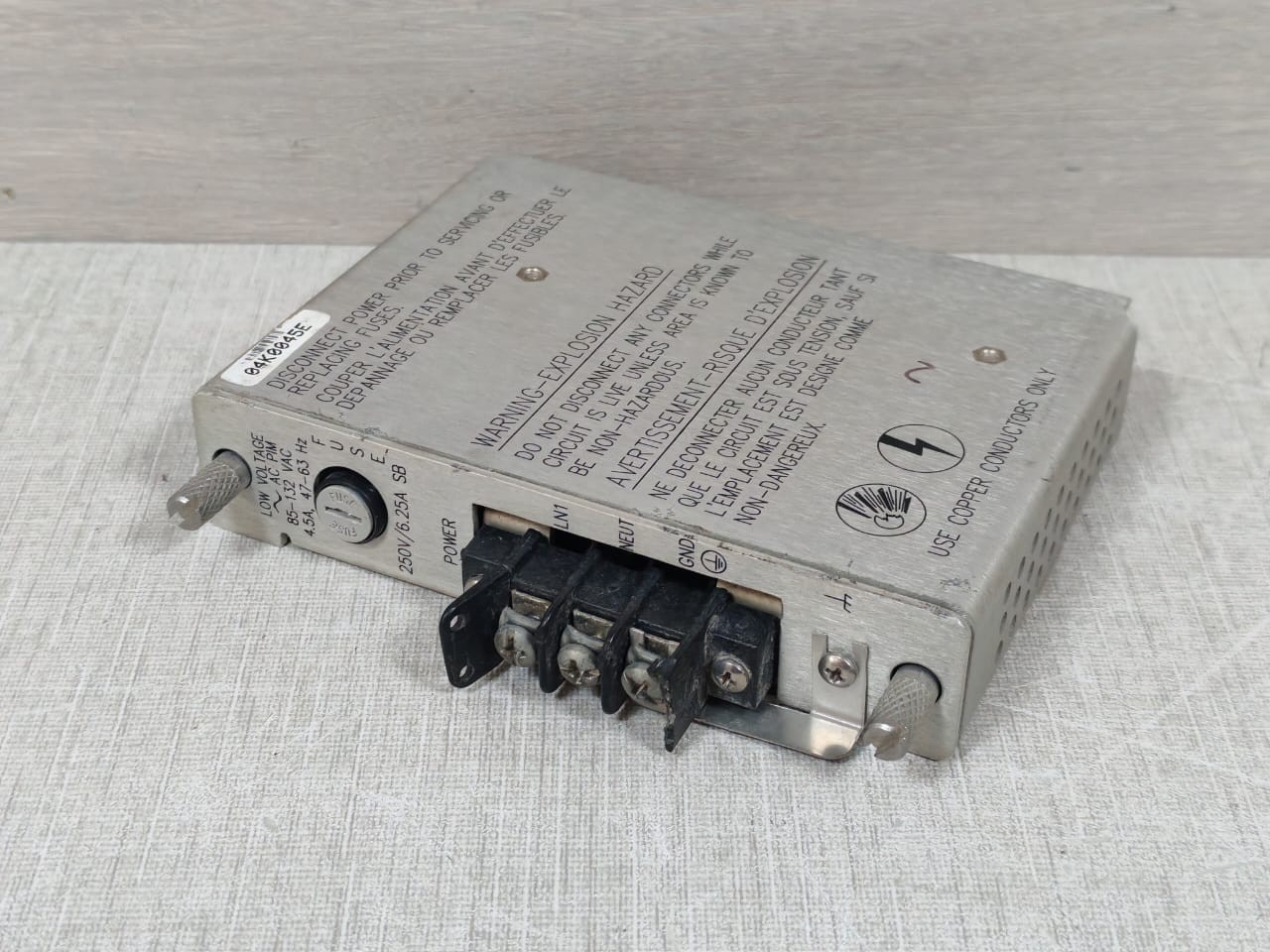 Bently Nevada 125840-02 BENTLY NEVADA 125840-02 POWER SUPPLY 250V 4