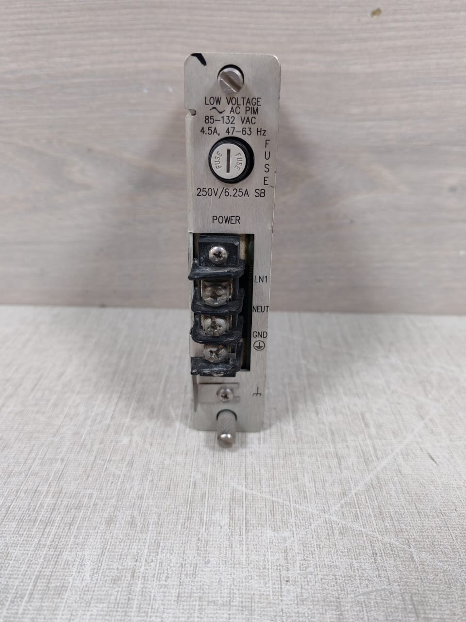 Bently Nevada 125840-02 BENTLY NEVADA 125840-02 POWER SUPPLY 250V 9