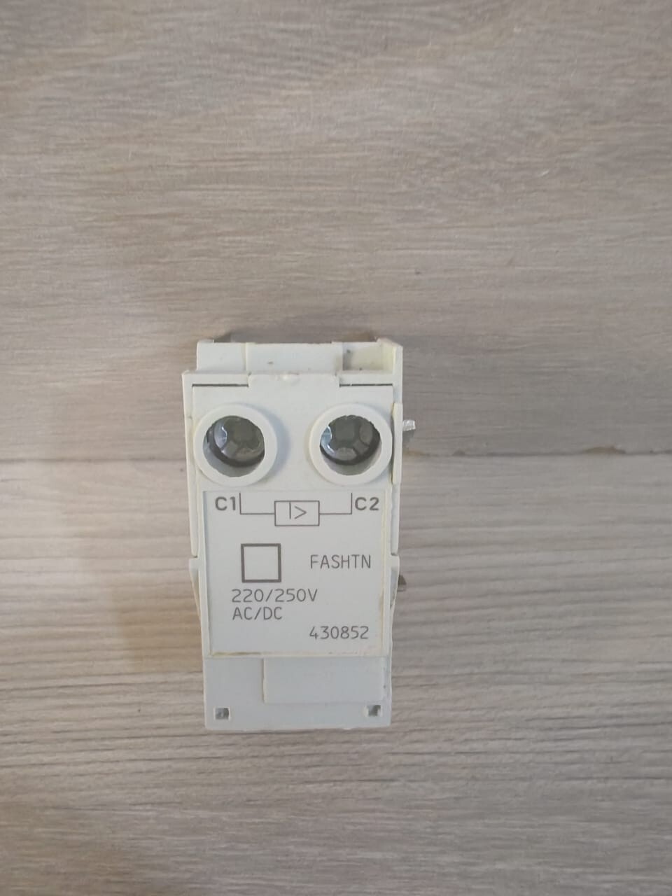 GE PLP522 FASHTN 430852 GENERAL ELECTRIC SHUNT RELAY PLP522 - WITHOUT ORIGINAL BOX 2