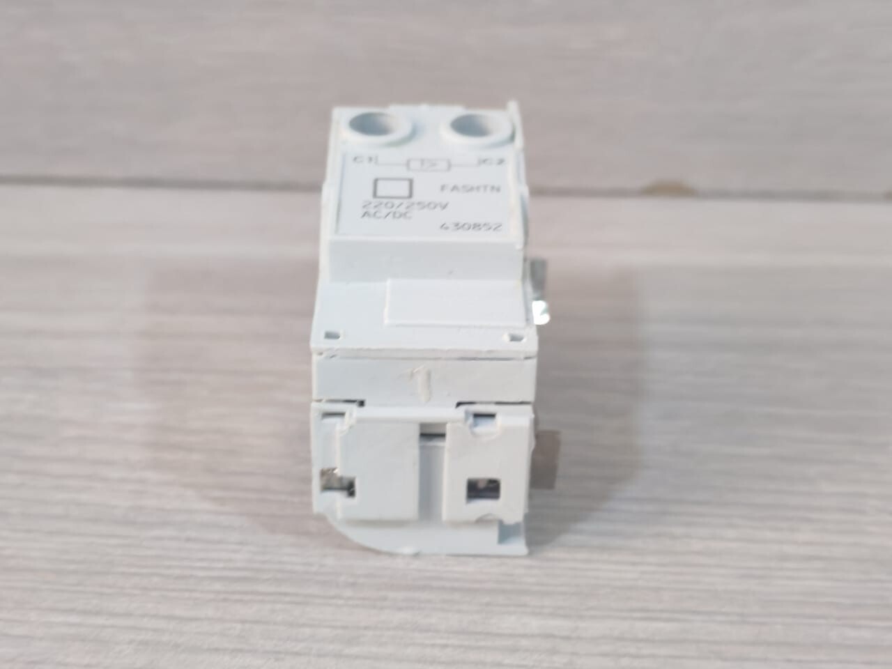 GE PLP522 FASHTN 430852 GENERAL ELECTRIC SHUNT RELAY PLP522 - WITHOUT ORIGINAL BOX 7