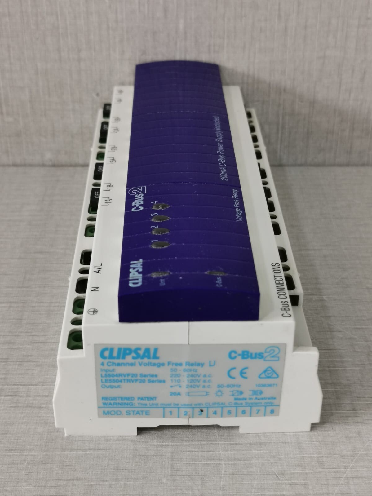 Clipsal L5504RVF20/LE5504TRVF20 CLIPSAL L5504RVF20/LE5504TRVF20 4 CHANNEL VOLTAGE FREE RELAY 4