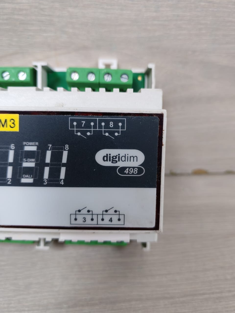 Helvar UNIT-100 HELVAR 498 B/W V1.6 REV.9 DIGIDIM RELAY UNIT 100-240VAC 3