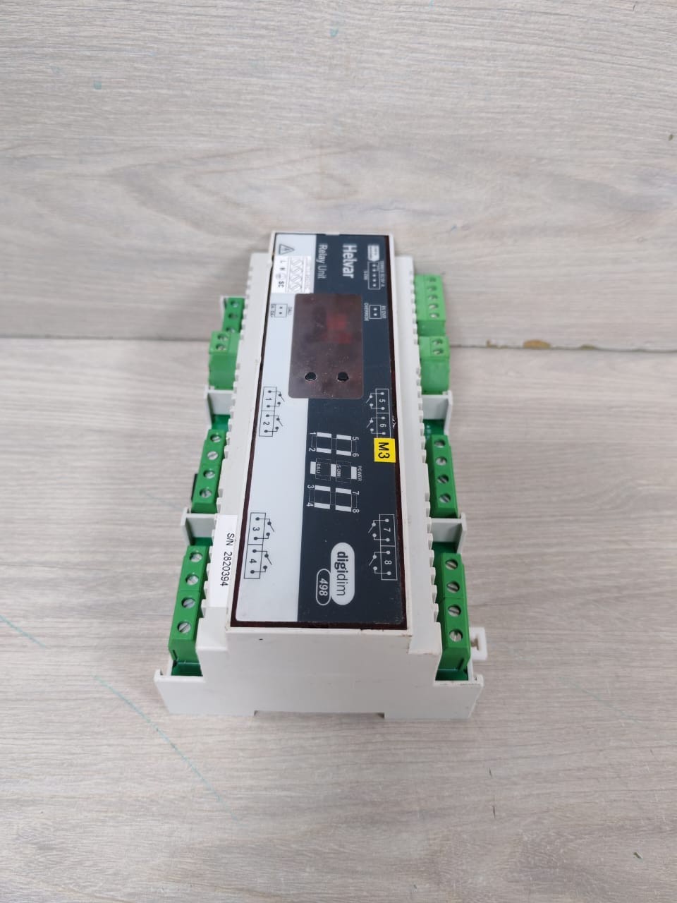 Helvar UNIT-100 HELVAR 498 B/W V1.6 REV.9 DIGIDIM RELAY UNIT 100-240VAC 8
