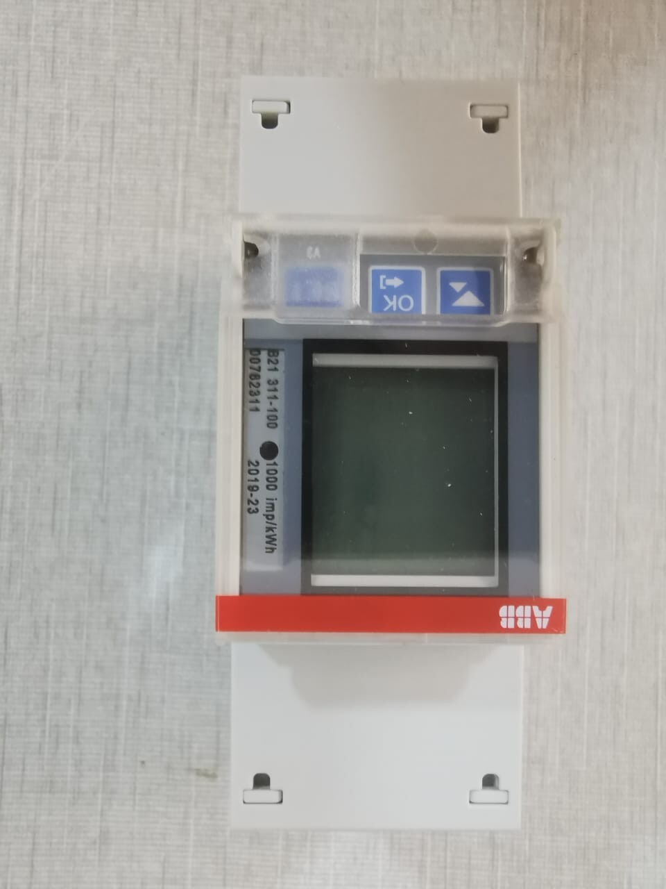 ABB 2CMA100154R1000 ABB B21 311-100 Energy Meter 2CMA100154R1000 2