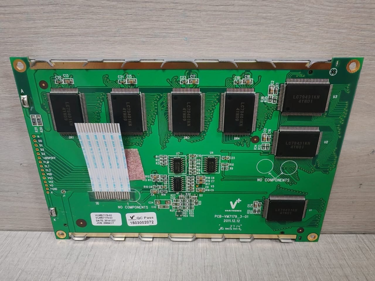 LCD PCB-VM7179_3-01 VARITRONIX PCB-VM7179_3-01 LCD DISPLAY SCREEN PANEL 7