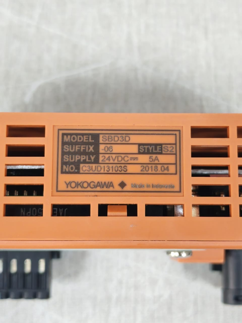 Yokogawa SBD3D-06 S2 YOKOGAWA SBD3D-06 S2 24VDC 5A TERMINAL BOX - WITH DIRTY BOX 8