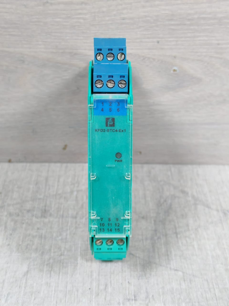 Pepperl+Fuchs TEILE-NR: 231364 PEPPERL+FUCHS KFD2-STC4-Ex1 K-SYSTEM SMART TRANSMITTER ISOLATOR P/N: 231364 2